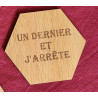Présentoir à dessous de verre humoristique – 6 dessous gravés + dessou